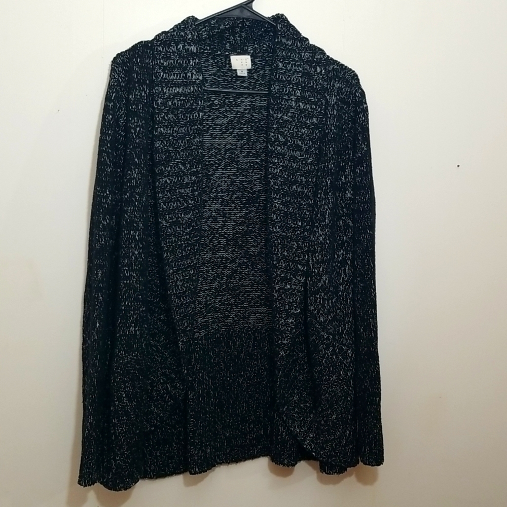 A.n.d e a w y black cardigan
